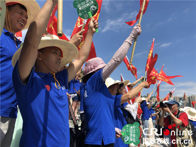 【湖北】【客户稿件】湖北秭归：屈原故里龙舟竞渡 端午佳节情寄哀思