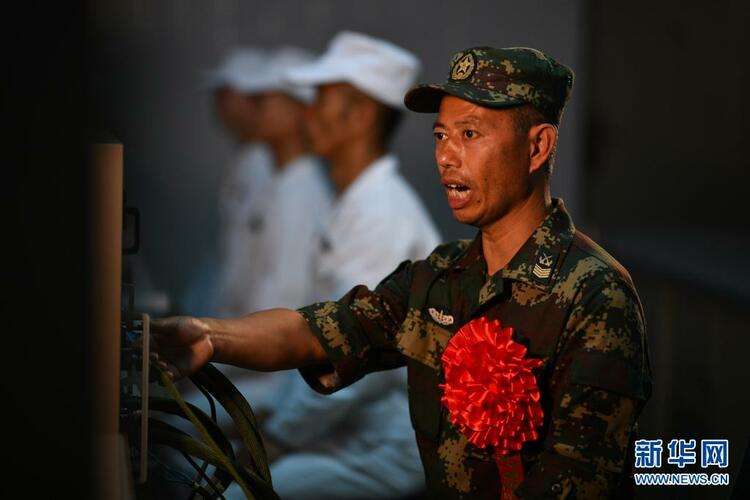 在习近平强军思想指引下·我们在战位报告｜“导弹兵王”王忠心：我永远是党和人民的一个兵