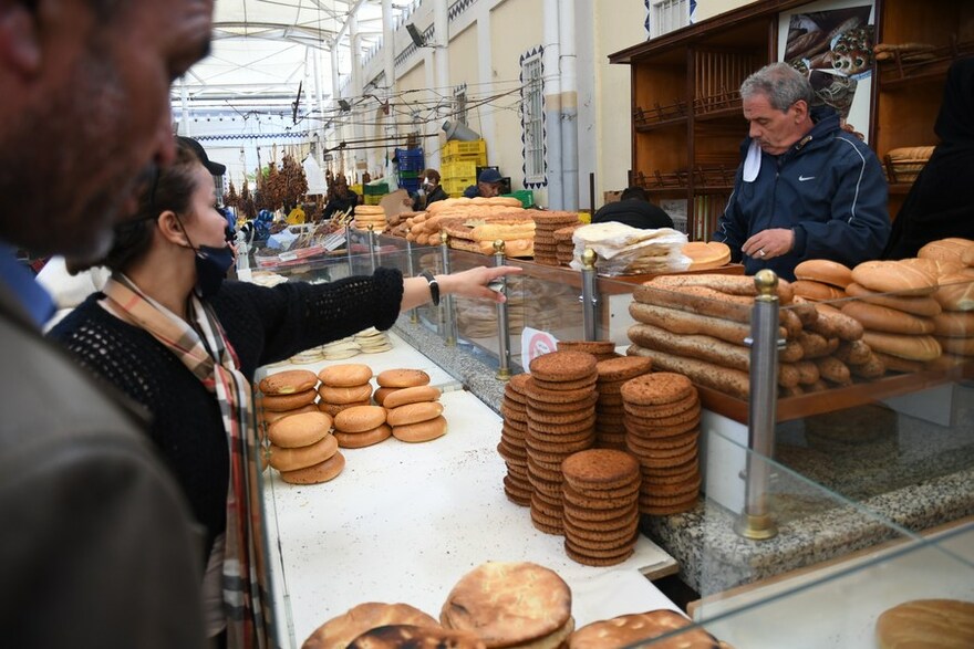 Mideast in Pictures: Muslims in Middle East start holy fasting month of Ramadan_fororder_ggg