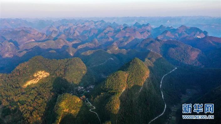 “七迁”出深山——贵州瑶乡之变浓缩极贫地区脱贫攻坚奋斗史