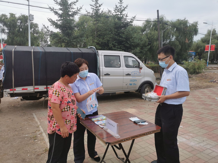 “七步走”打造现金服务示范点 友谊农商银行助推“我为群众办实事”走深走实_fororder_图片5