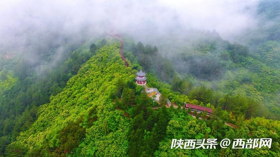 秦岭腹地 雨后佛坪姿态万千