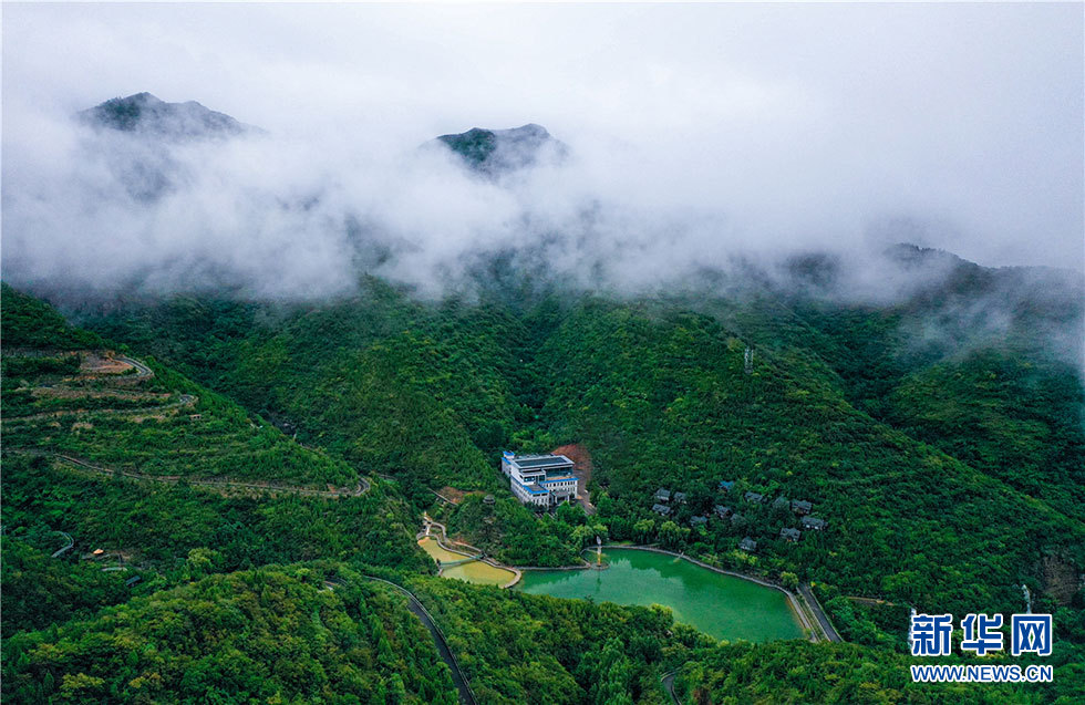 云雾潭溪山 独属于初秋的奇观！