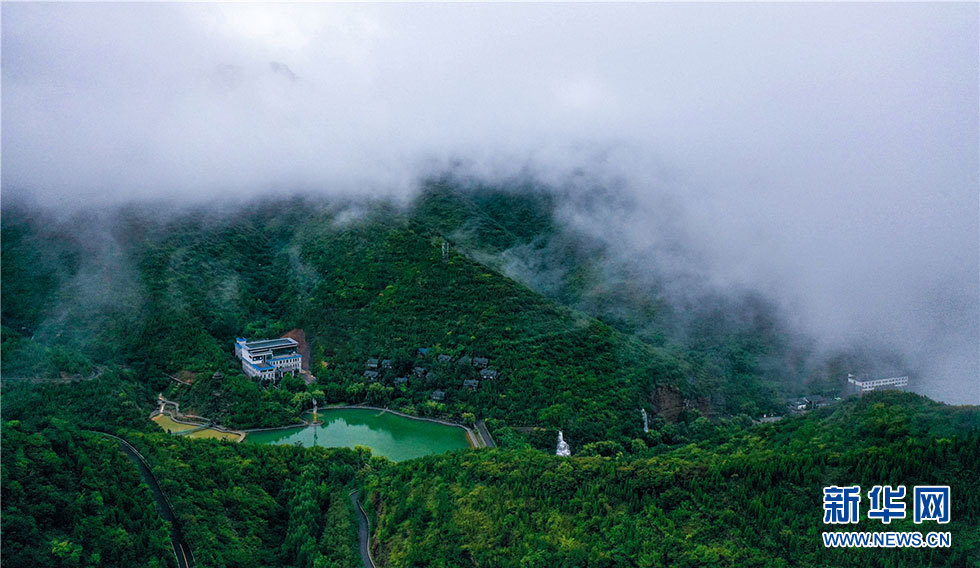 云雾潭溪山 独属于初秋的奇观！