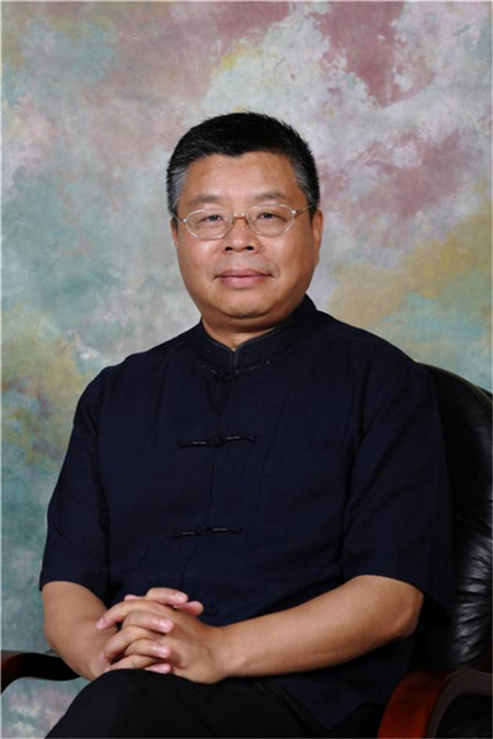 推崇书道魔力：张铜彦以笔感悟东谈主生