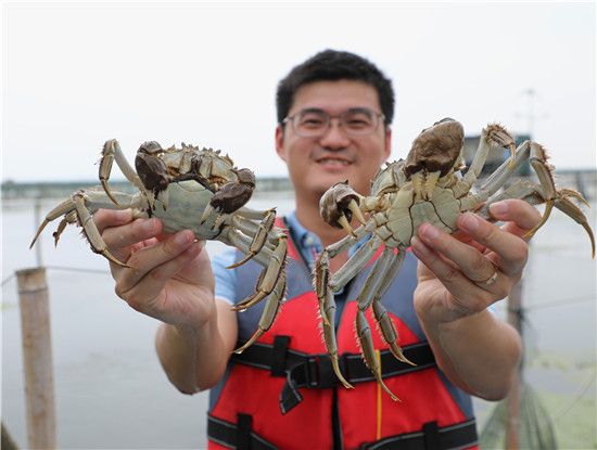 苏州阳澄湖大闸蟹开捕_fororder_图片11