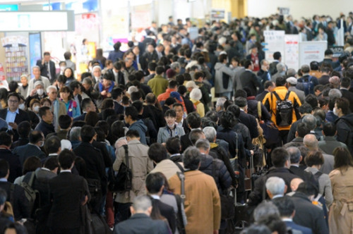 日本一航空公司发生系统故障 航班延迟服务瘫痪