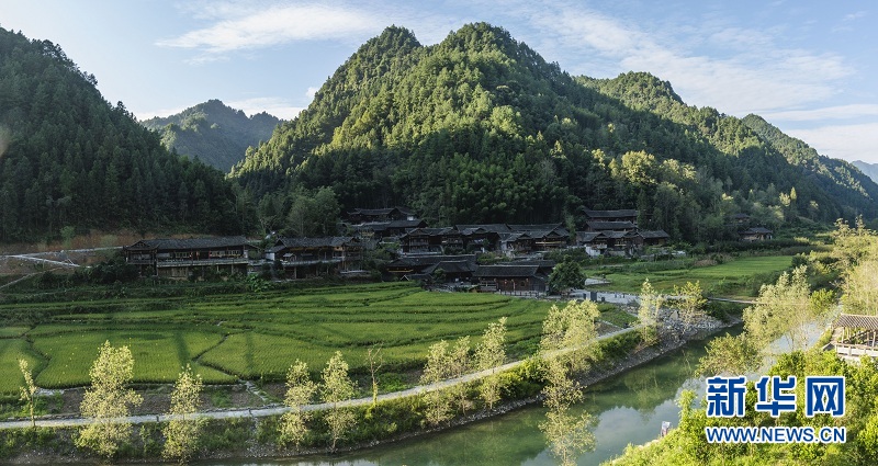 湖北宣恩：百年古寨里的土家建筑艺术