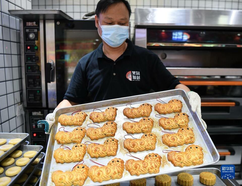 广州：礼饼飘香迎中秋