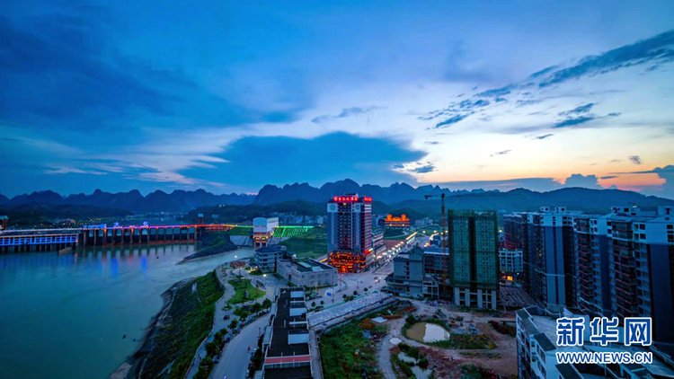 红水河畔旅游“夜经济”复苏