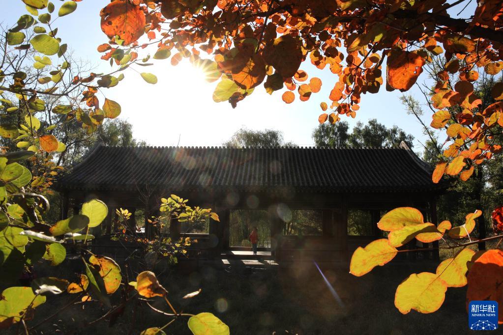 承德避暑山庄及周围寺庙秋景如画