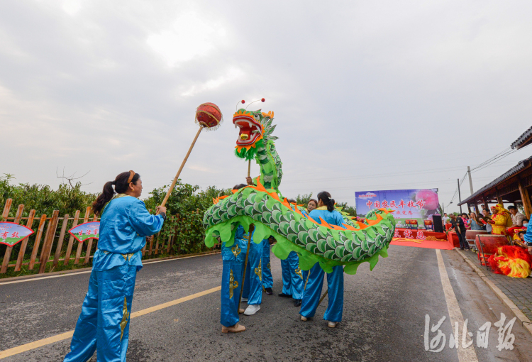 河北邯郸：多彩活动 欢庆丰收