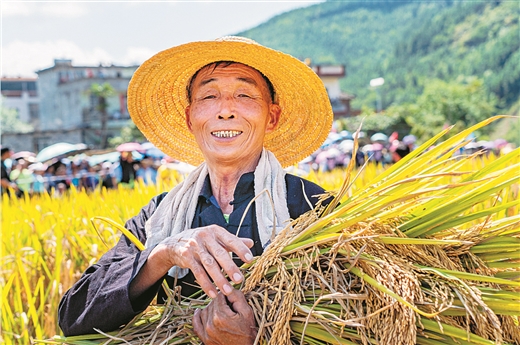 广西：丰收节里看“丰”景