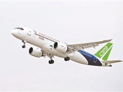 C919完成首次远距离转场飞行