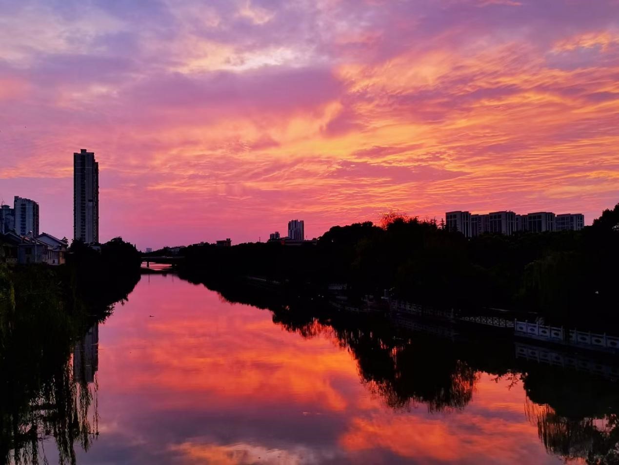 扬州江都南水北调源头：秋水长天一色 辉映初心画卷