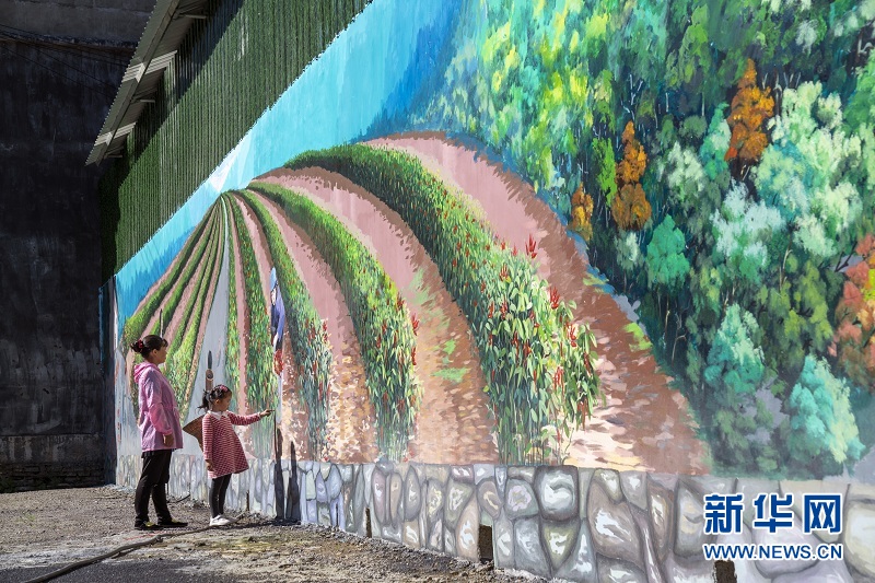 湖北建始：深山古寨 诗画田园