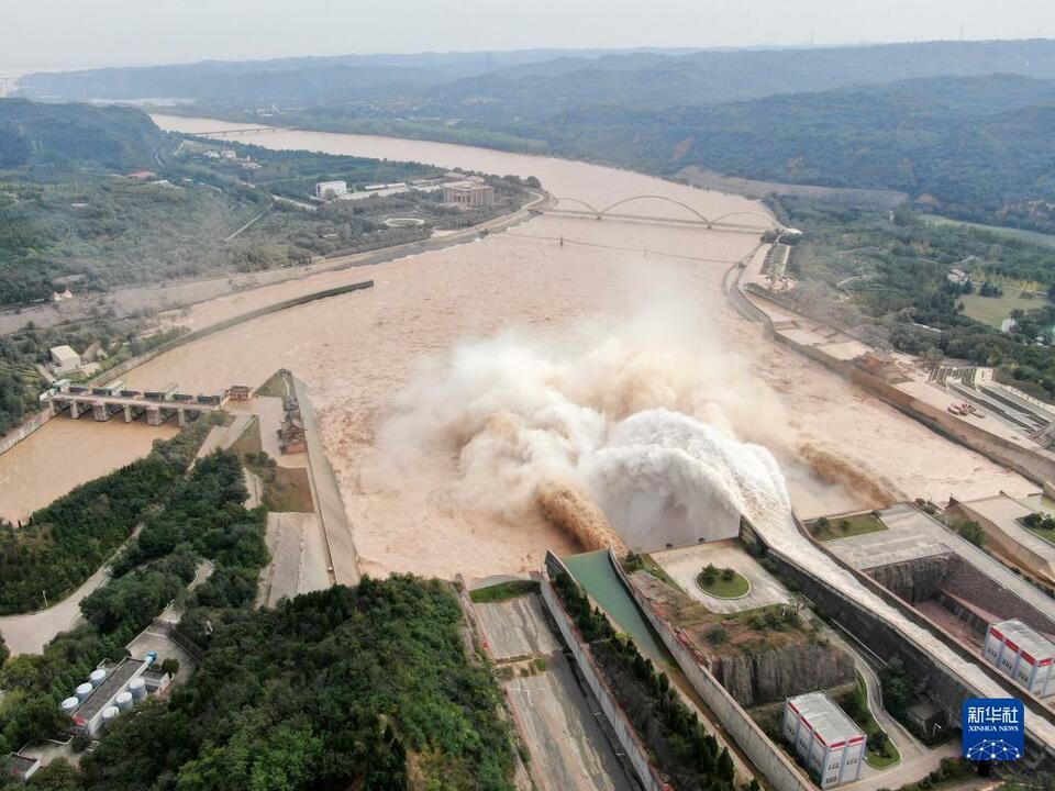 应对秋汛 黄河小浪底水库持续高水位运行