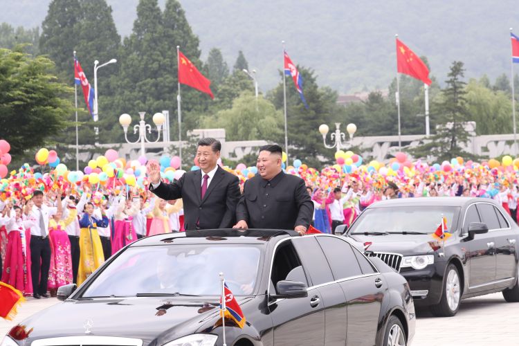 习近平20日出访活动精彩图集