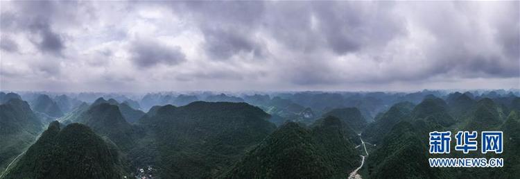 飞阅广西大化七百弄国家地质公园