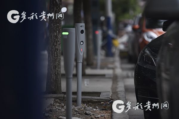 （市州）贵阳世纪城部分路段安装智能停车收费系统 将于18日正式启用