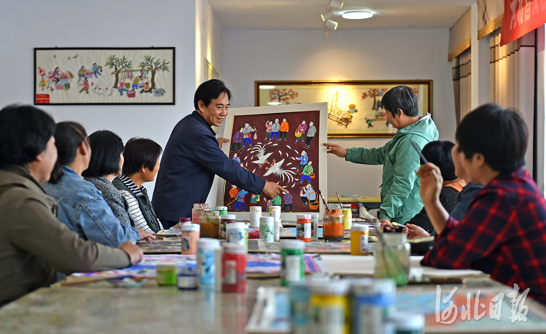 河北辛集：画出农民新生活