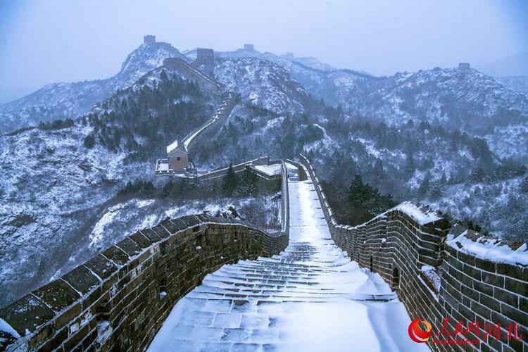 白雪皑皑银装素裹 河北各地迎来今冬“初雪”