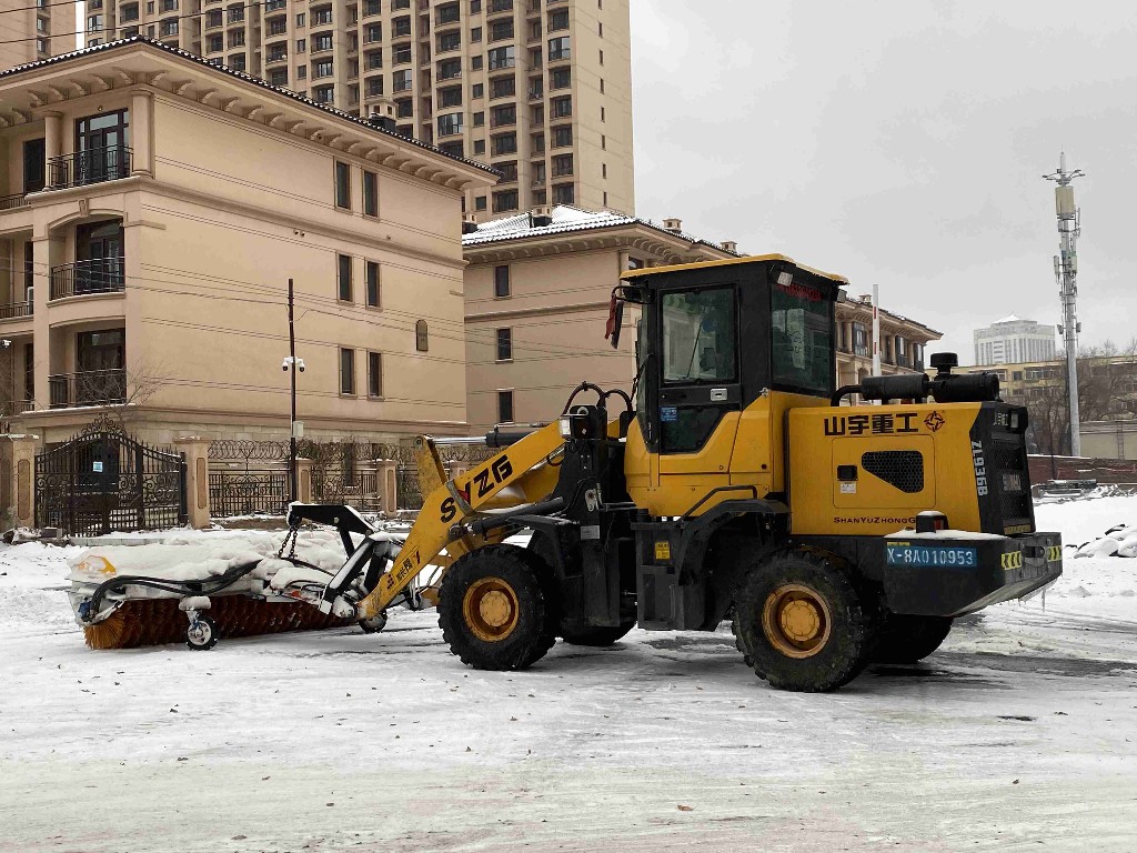 清冰雪Ⅲ级应急响应！哈尔滨市区主干街路首轮降雪基本清