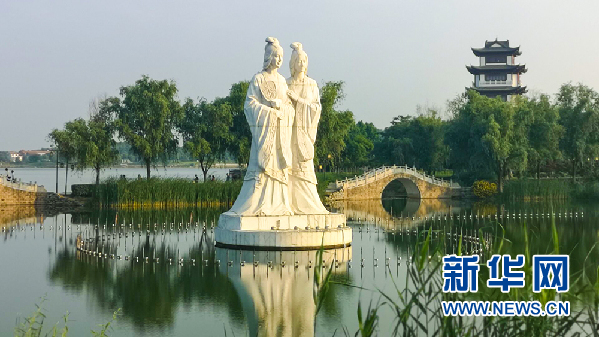 鸟瞰盛夏二乔公园 湖水碧绿草木葱茏