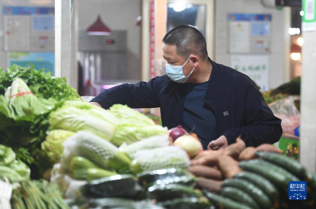 河北石家庄：保障生活物资平稳供应