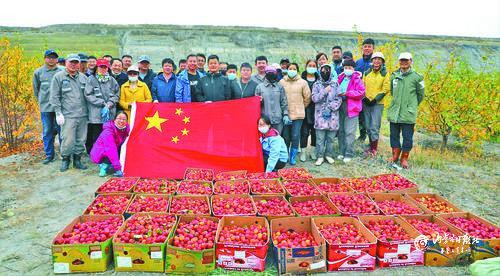 （亮丽内蒙古）“十里矿坑”变生态绿洲