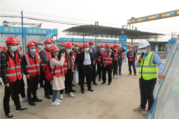 全国装配式桥梁智能建造技术暨智慧梁场现场观摩会在山东聊城成功举办