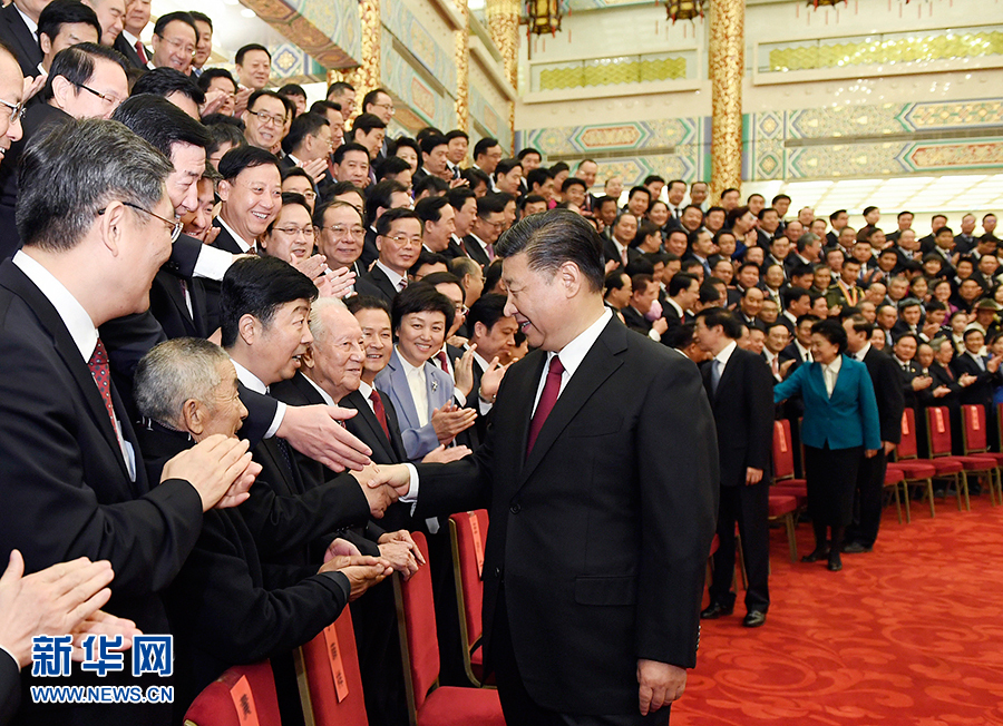 习近平会见全国精神文明建设表彰大会代表(组图)