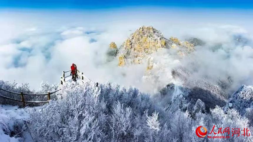 白雪皑皑银装素裹 河北各地迎来今冬“初雪”