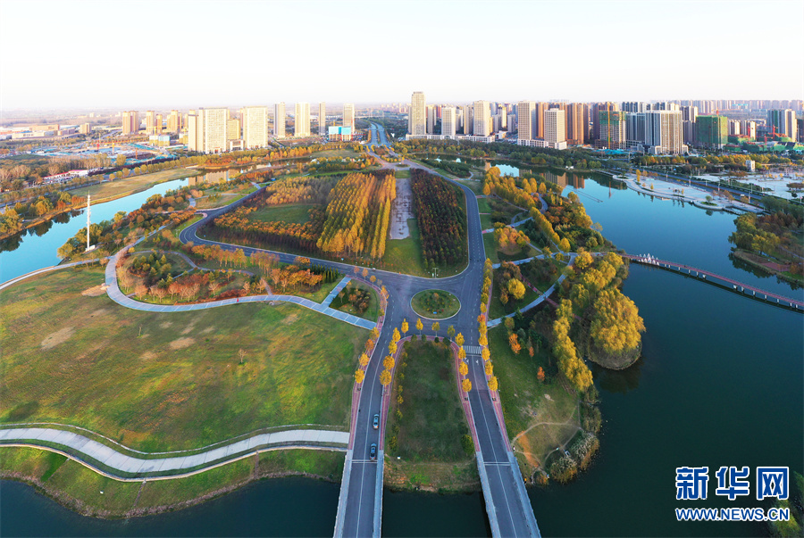 河南许昌：初冬芙蓉湖畔景色美