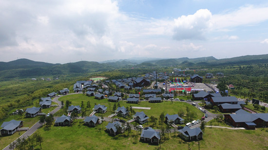 【CRI专稿 列表】重庆秀山首届“金山银山”文化旅游节开幕【内容页标题】围棋世界冠军巅峰对决 助力秀山“金山银山”文化旅游节