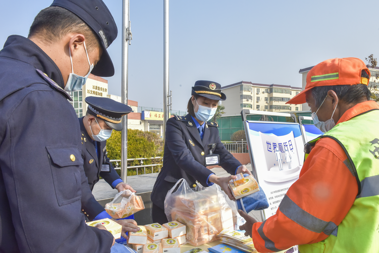 西安国际港务区长安号志愿服务队开展世界厕所日宣传活动_fororder_图片11