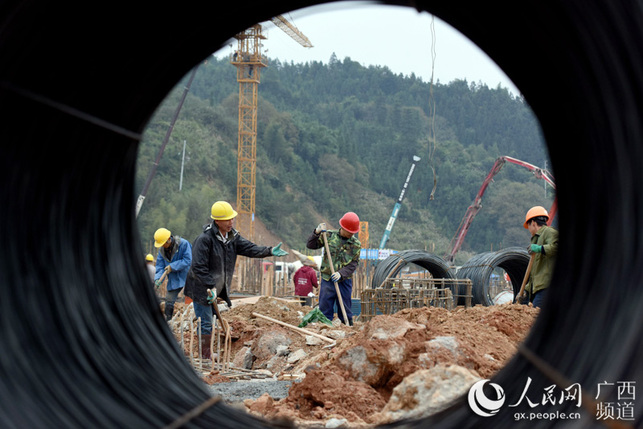 【园区建设-头图】【八桂大地、八桂大地-柳州】广西三江县加快易地扶贫搬迁项目建设