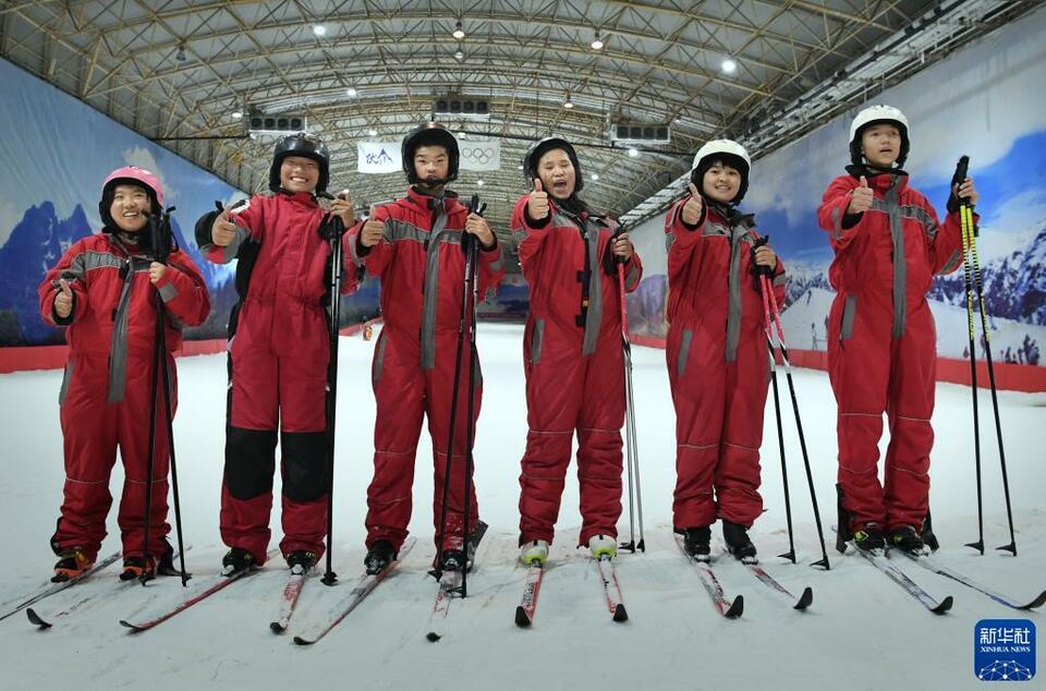 新华全媒+丨逐梦冰雪——一群特殊孩子的“冰雪奇缘”