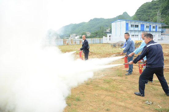 贵州安顺：紫云供电局把织牢防火防灾安全网工作做实