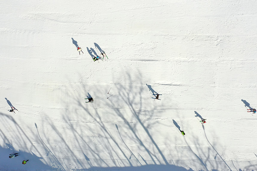 湖北保康：开启冬季“滑雪季”