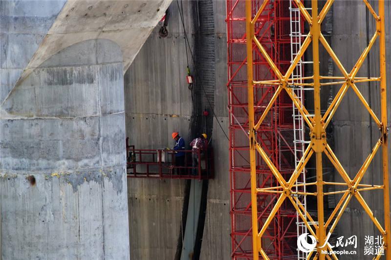 组图：汉江孤山电站建设提速