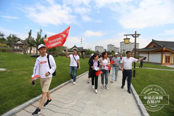 2019“V游延边·发现精彩”媒体团走进中国朝鲜族民俗园