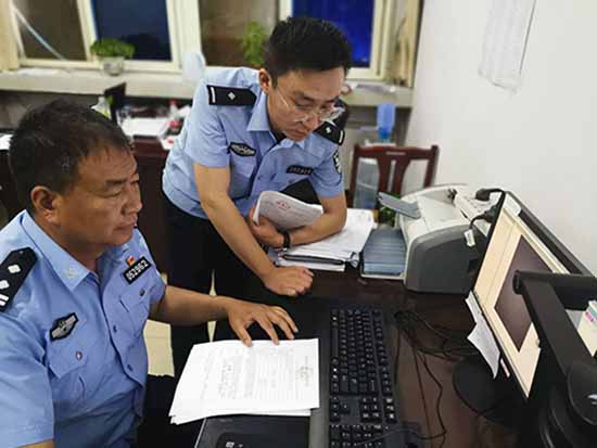 （有修改）【B】三门峡市陕州区交警大队民警姚鋆：身影匆匆只为道路畅通