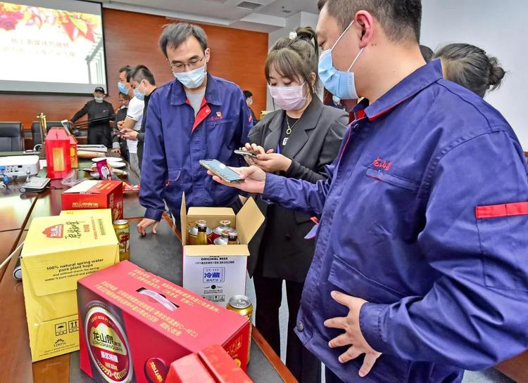 本溪明山区“直播助企见面会”打开产品销售新局面