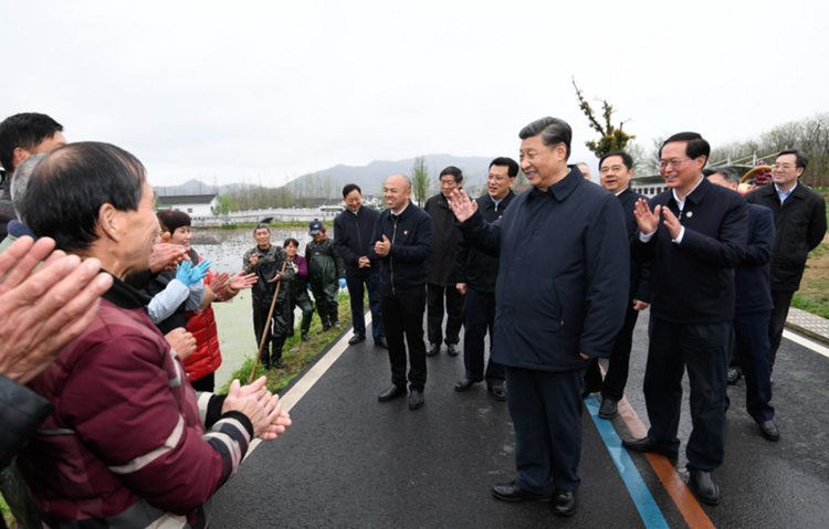 习近平：全面建成小康社会牵涉方方面面，但补短板是硬任务