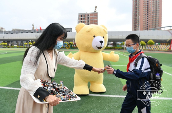 长春市106所初中和208所小学 12.7万学生6月1日开学