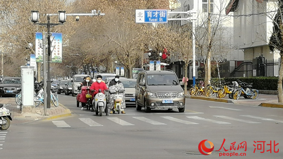 河北石家庄：疏堵结合 电动自行车治理需标本兼治