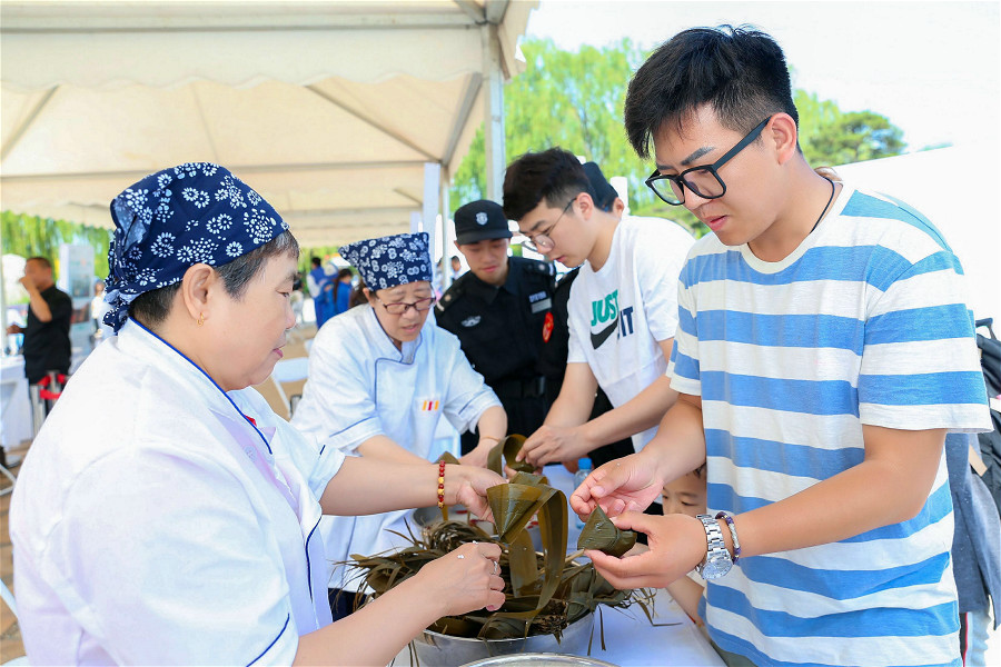 In pics: the 11th Beijing Dragon Boat Cultural Festival_fororder_延庆2