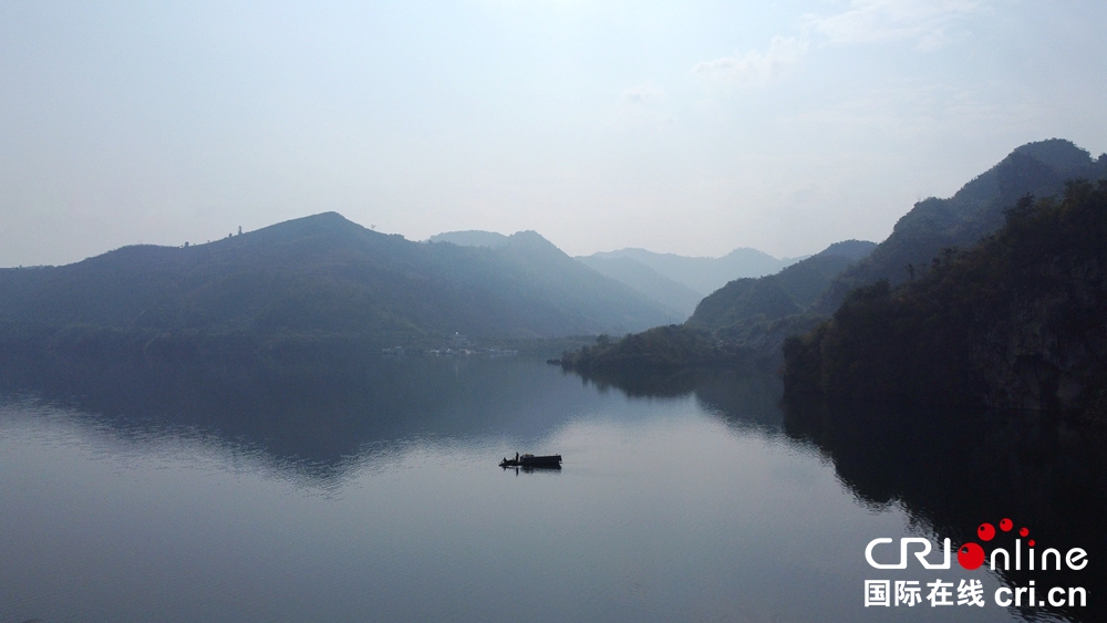 （原创）贵州贞丰：高峡出平湖 神秘北盘江_fororder_DJI_0264.JPG