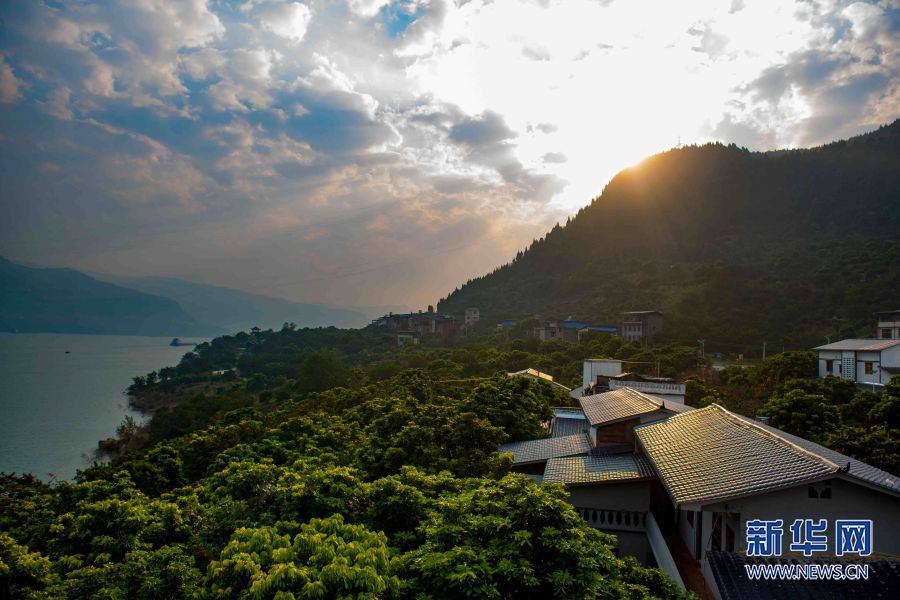 【城市远洋带图】重庆万州：这个小渔村不卖鱼 改卖好风景